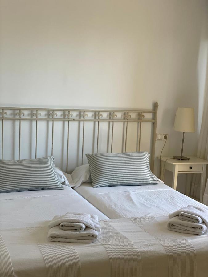 Estudio primera Linea 50 mtrs playa. Fibra 600Mb Marbella Exterior foto