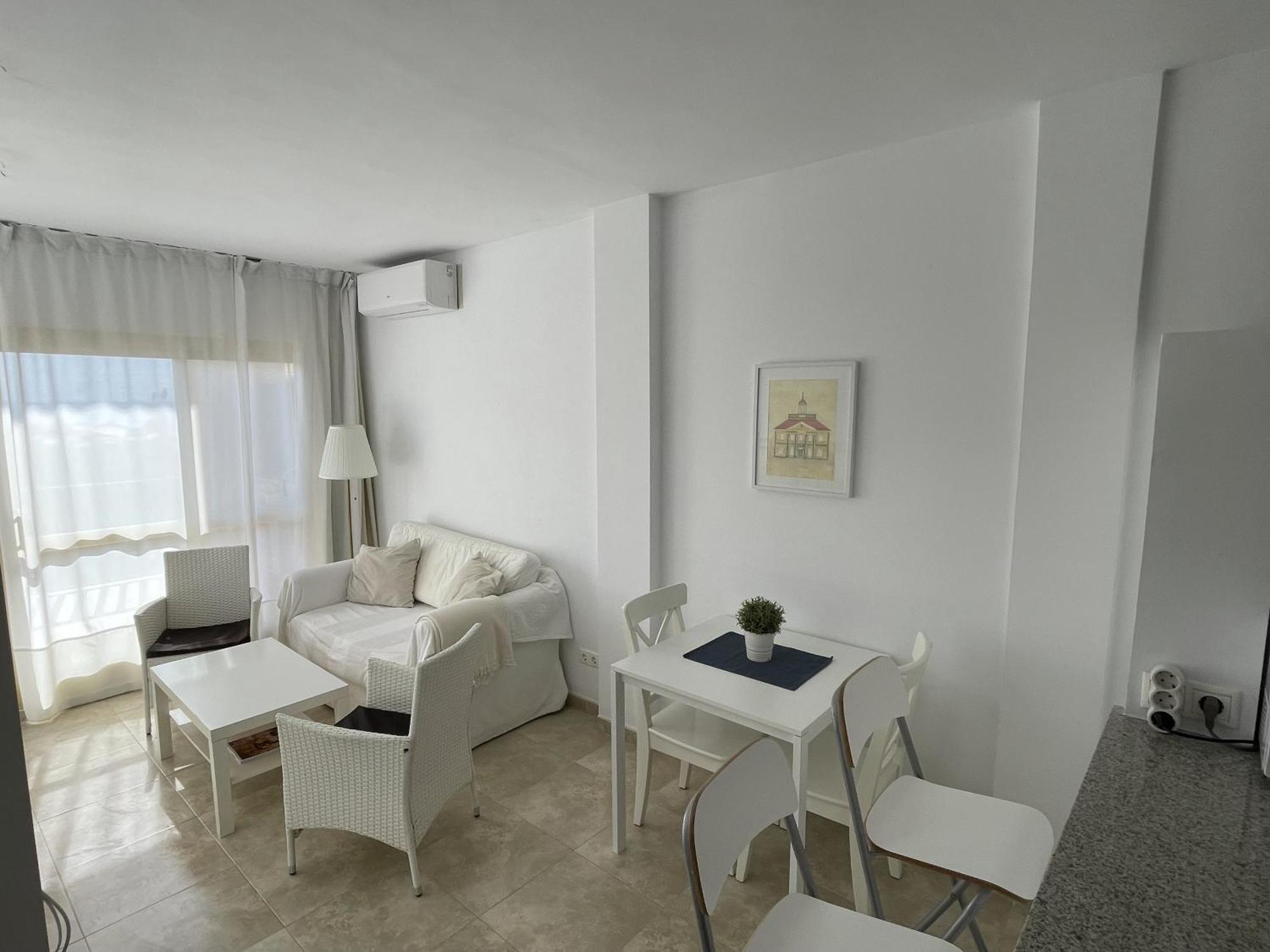 Estudio primera Linea 50 mtrs playa. Fibra 600Mb Marbella Exterior foto