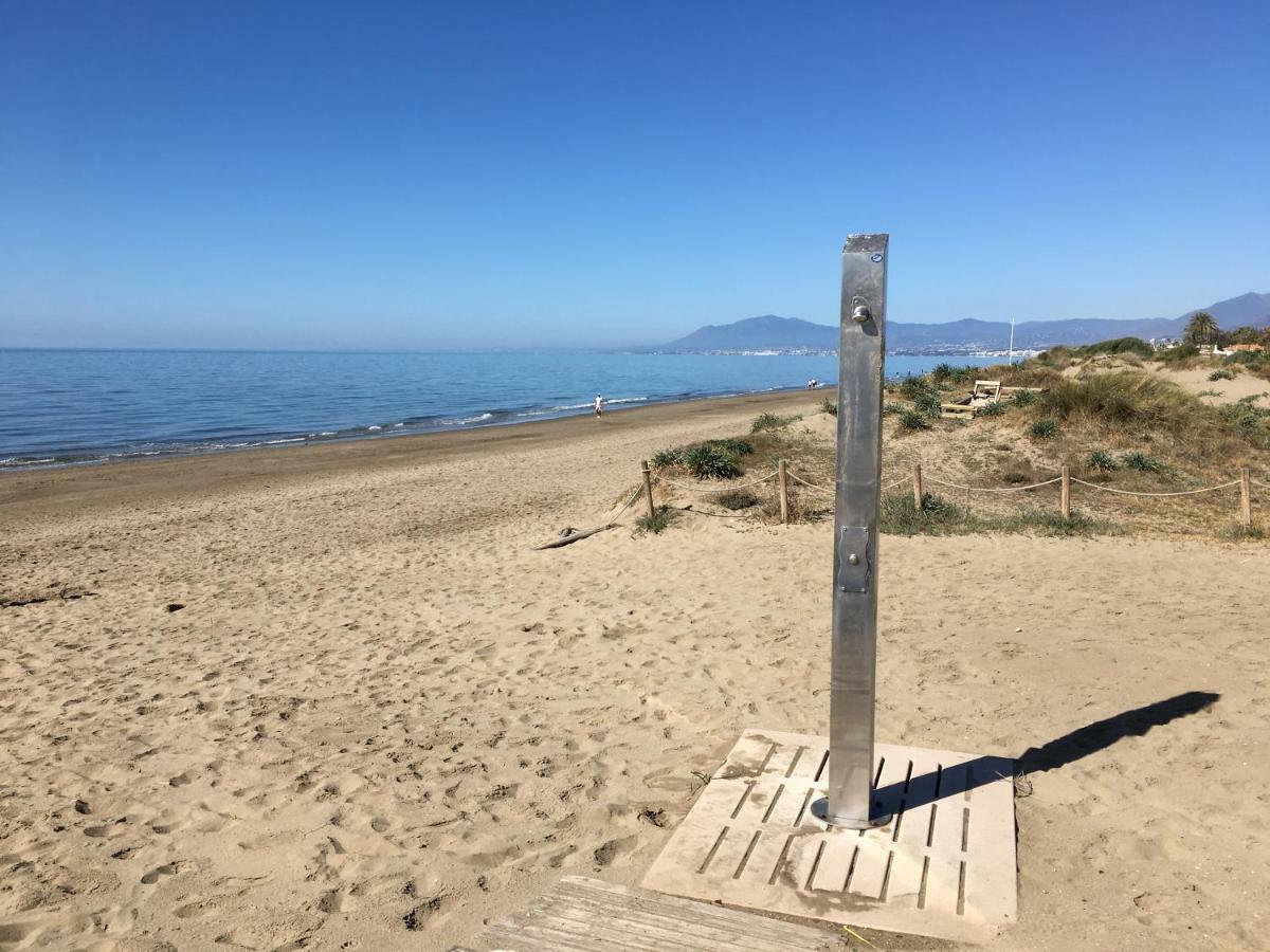 Estudio primera Linea 50 mtrs playa. Fibra 600Mb Marbella Exterior foto