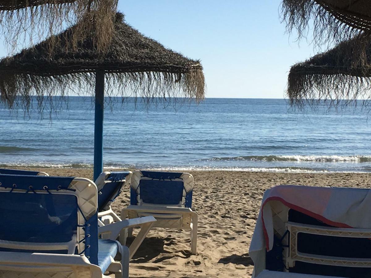 Estudio primera Linea 50 mtrs playa. Fibra 600Mb Marbella Exterior foto